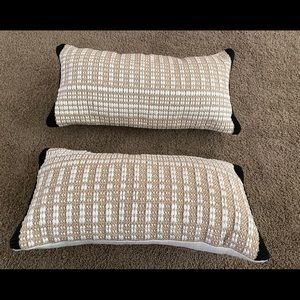 Outdoor Pillows!